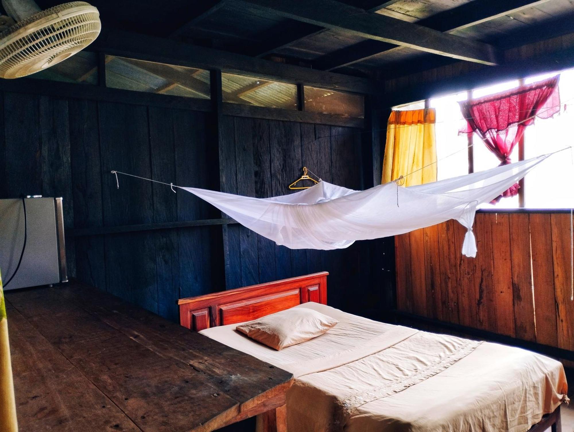 Hospedaje Y Tours Reina Arriera Amazonas Colombia Macedonia Extérieur photo