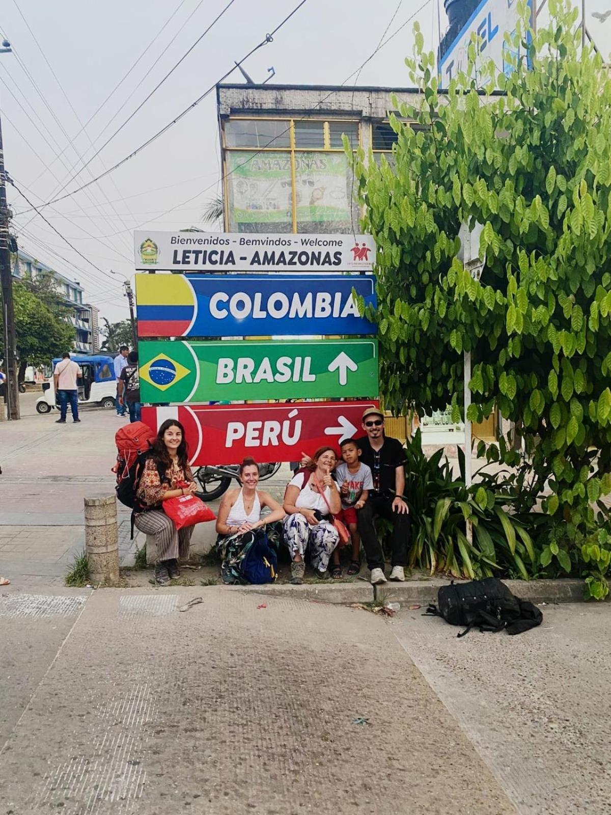 Hospedaje Y Tours Reina Arriera Amazonas Colombia Macedonia Extérieur photo
